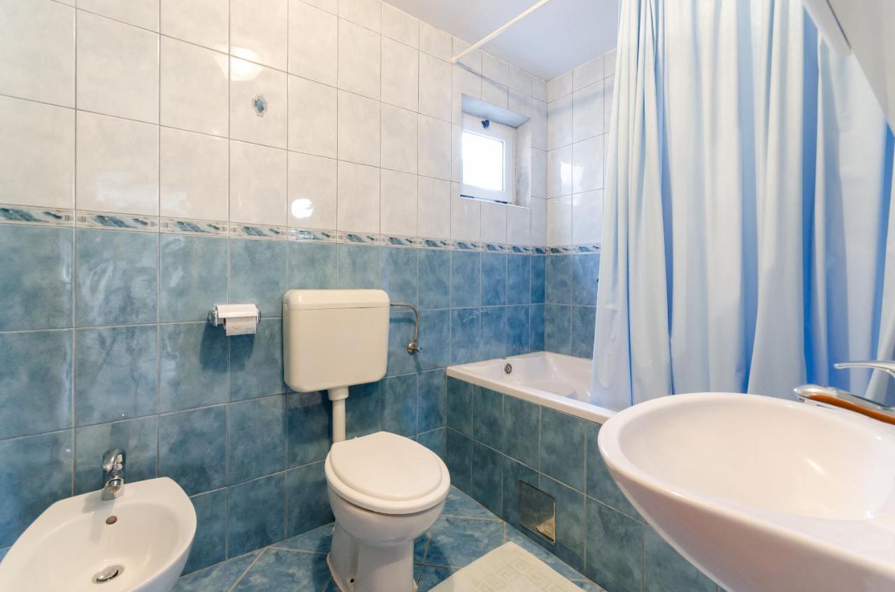 Anica F Apartamento