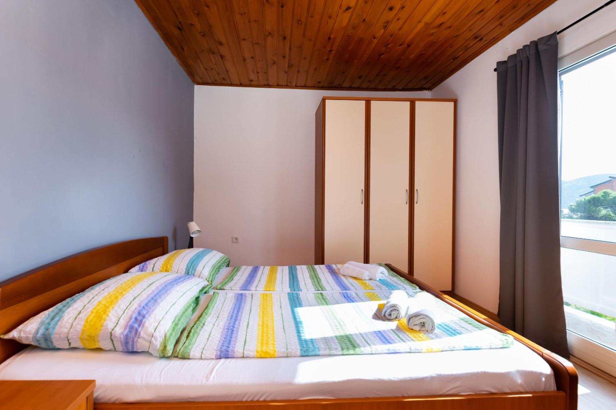 Apartment Anica F Lopar