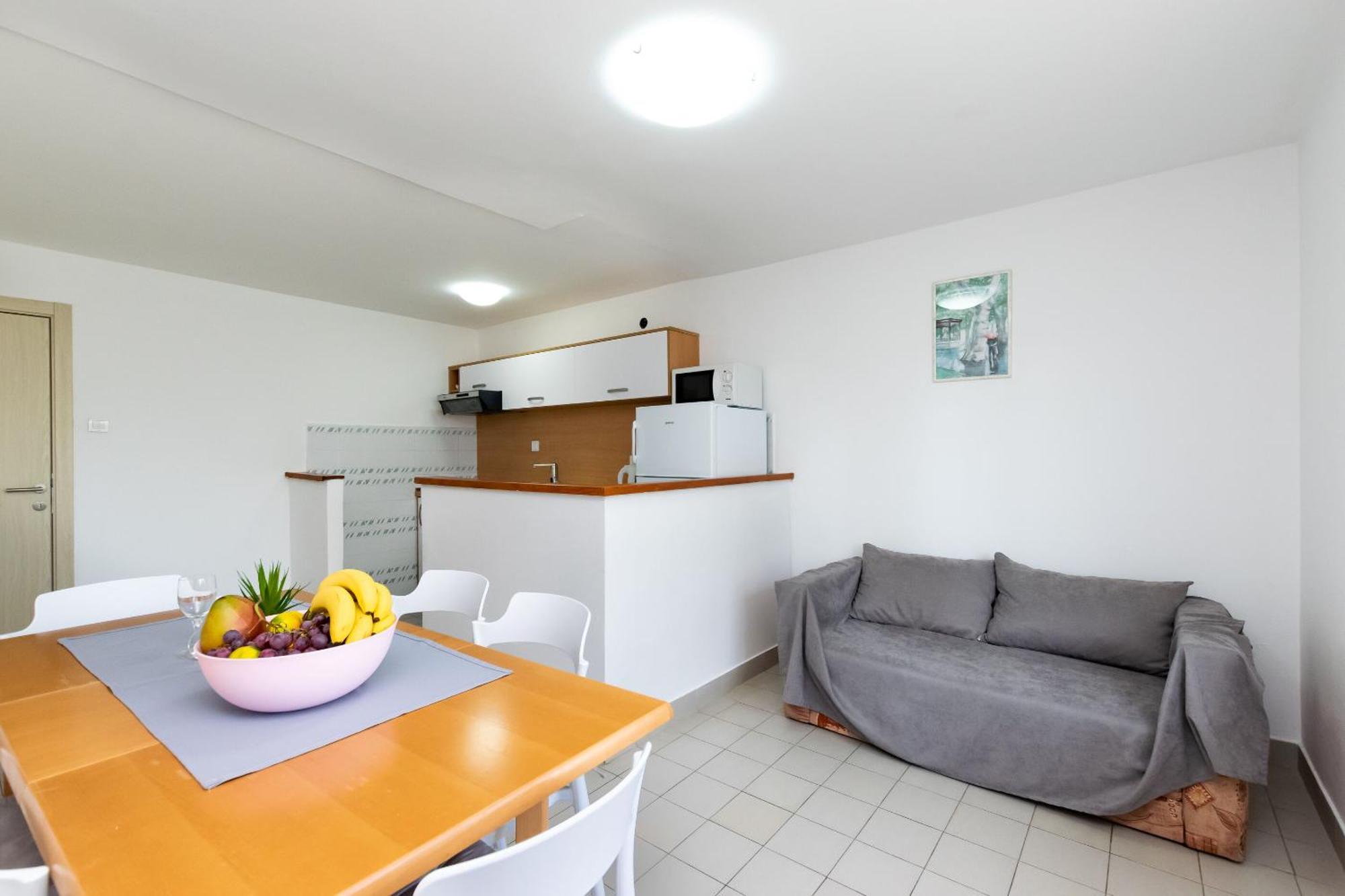 Anica F Apartamento *